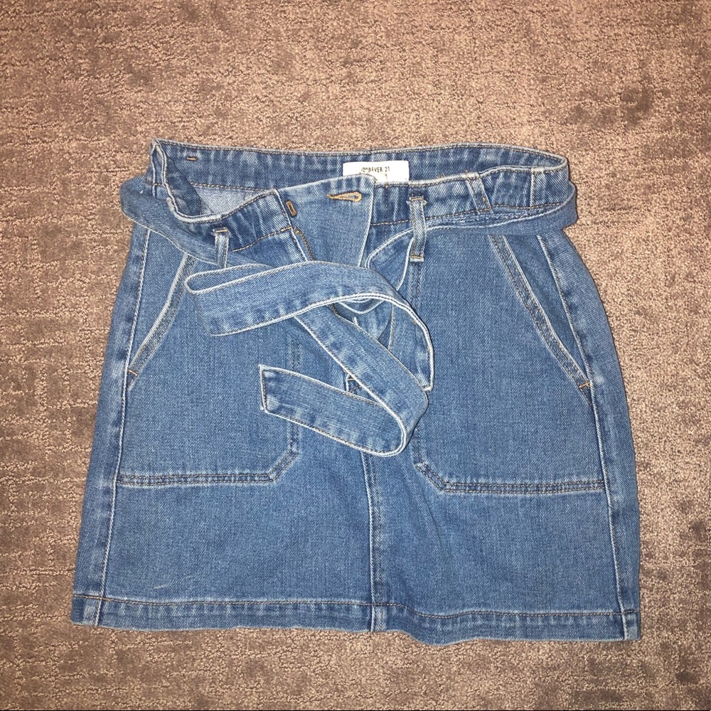 Belted Forever 21 Mini Denim Skirt Size S